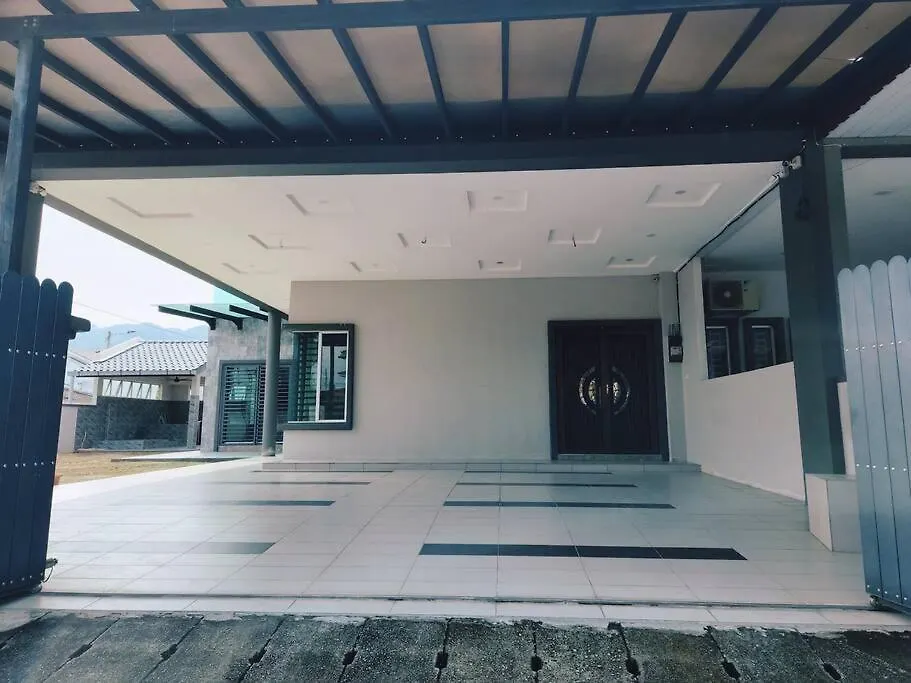 Holiday home 10Min To Ipoh Town 4Br20Pax Mahjong Game Karaok Villa