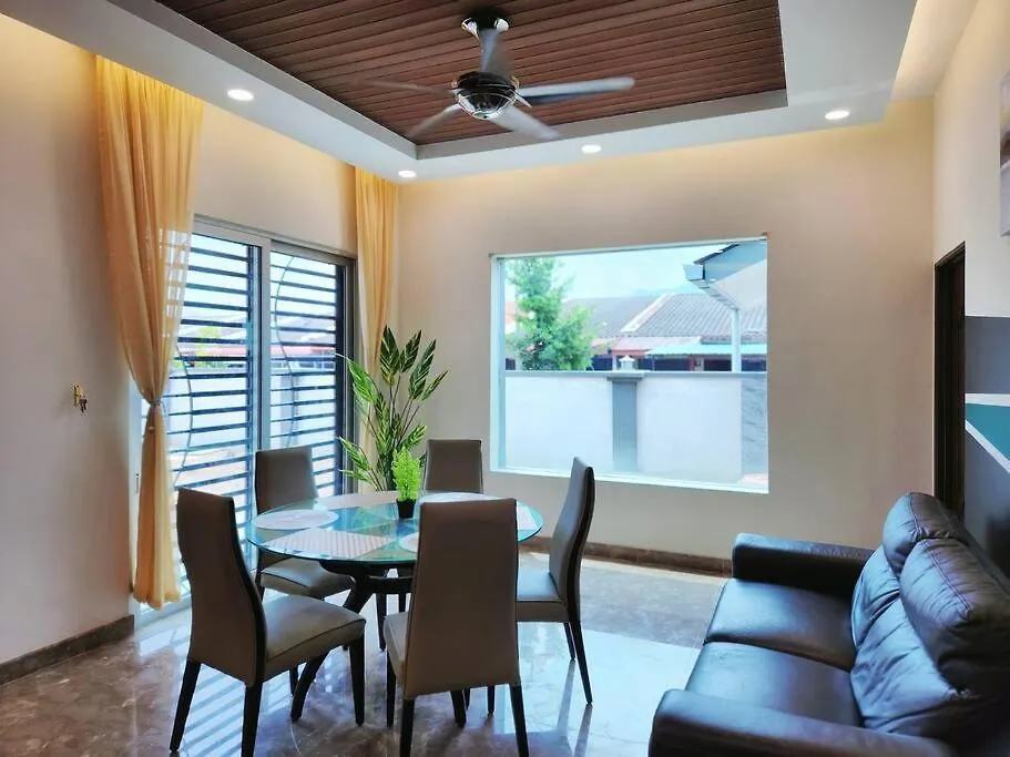 10Min To Ipoh Town 4Br20Pax Mahjong Game Karaok Villa 0*,